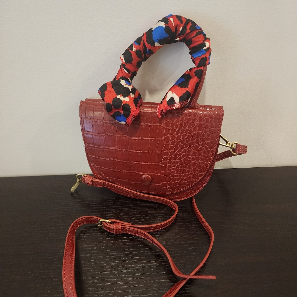Crossbody bag